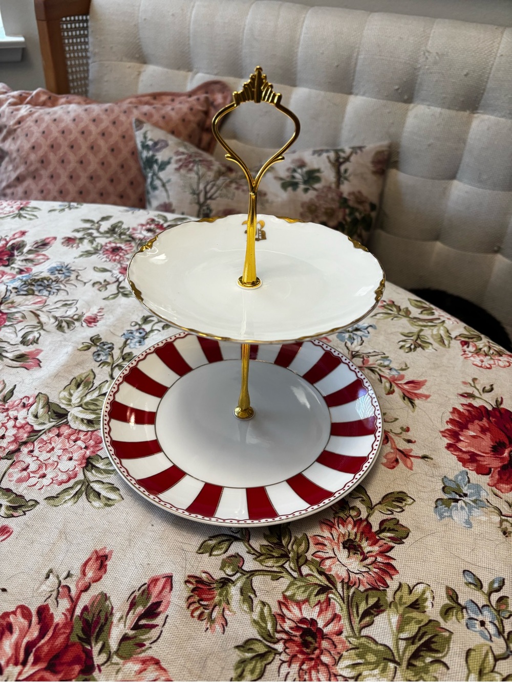 Two-Tier Porcelain Serving Stand in White and Red with Gold Trim